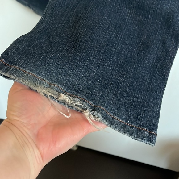 DKNY Soho Jean | 10R | worn in, used condition | dark wash - Picture 6 of 8